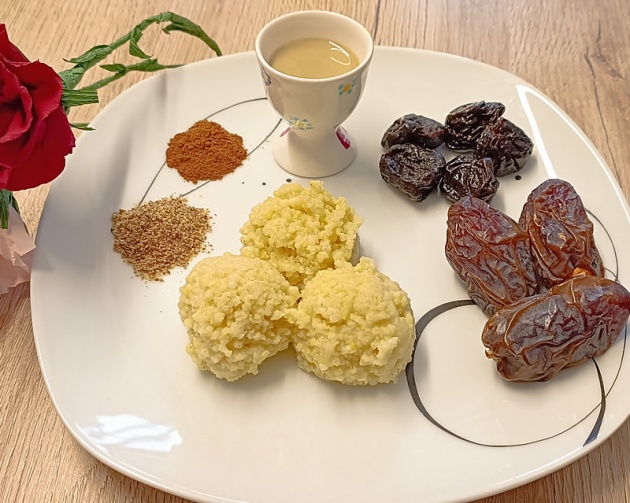 Kraljevski zajtrk s tahinijem